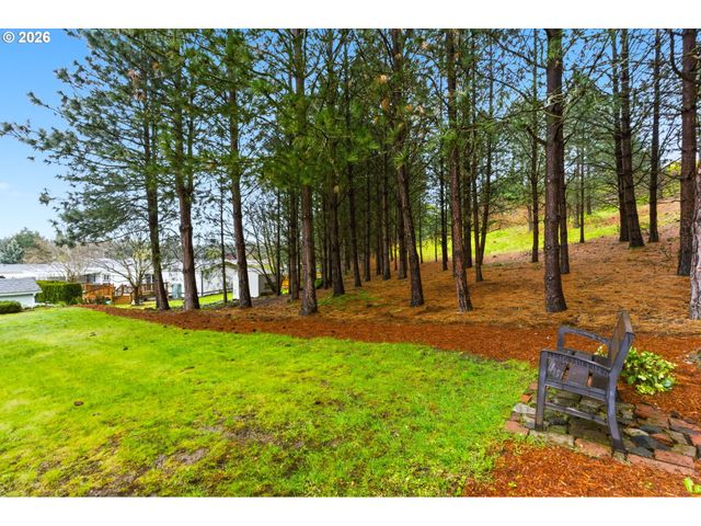 10400 Se COOK Ct 4, Milwaukie, OR 97222