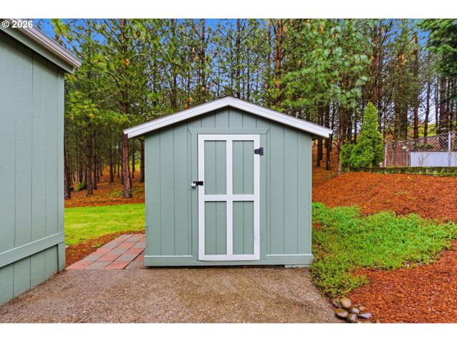 10400 Se COOK Ct 4, Milwaukie, OR 97222