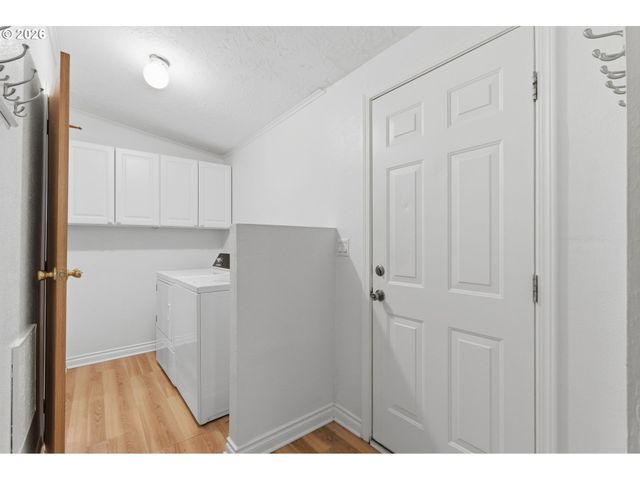 10400 Se COOK Ct 4, Milwaukie, OR 97222