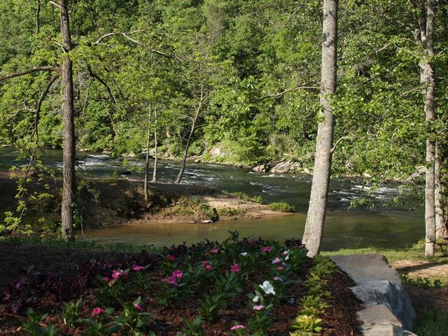 64 Hilton Drive, Ellijay, GA 30540