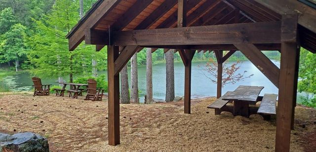 64 Hilton Drive, Ellijay, GA 30540