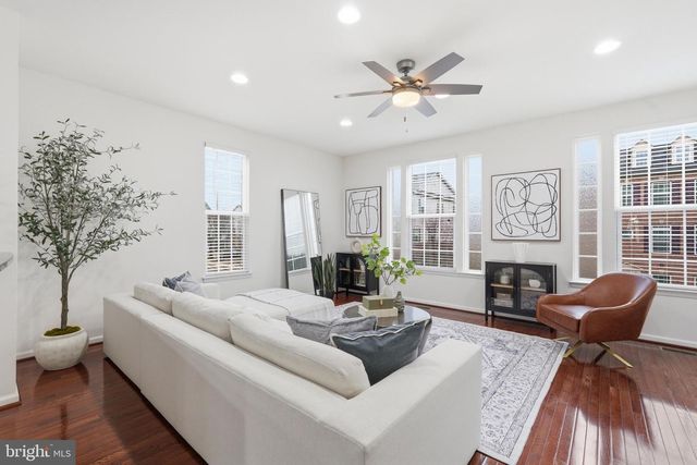 25683 AZALEA GARDEN TER, Aldie, VA 20105