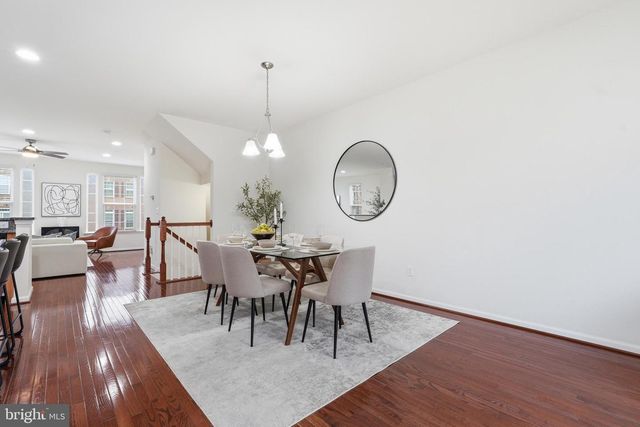 25683 AZALEA GARDEN TER, Aldie, VA 20105