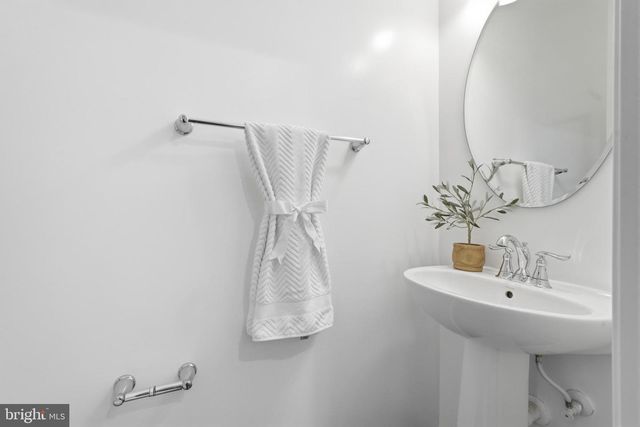 25683 AZALEA GARDEN TER, Aldie, VA 20105