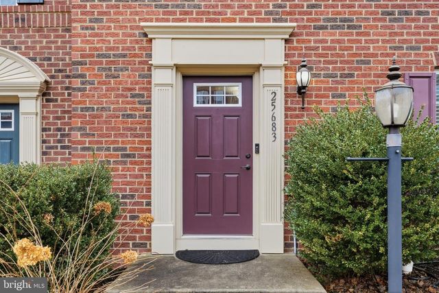 25683 AZALEA GARDEN TER, Aldie, VA 20105