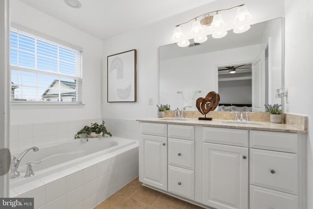 25683 AZALEA GARDEN TER, Aldie, VA 20105