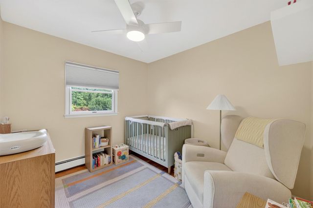 15 Round Tree Lane, Montrose, NY 10548