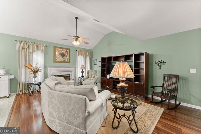 5082 Peach Mountain Circle, Gainesville, GA 30507