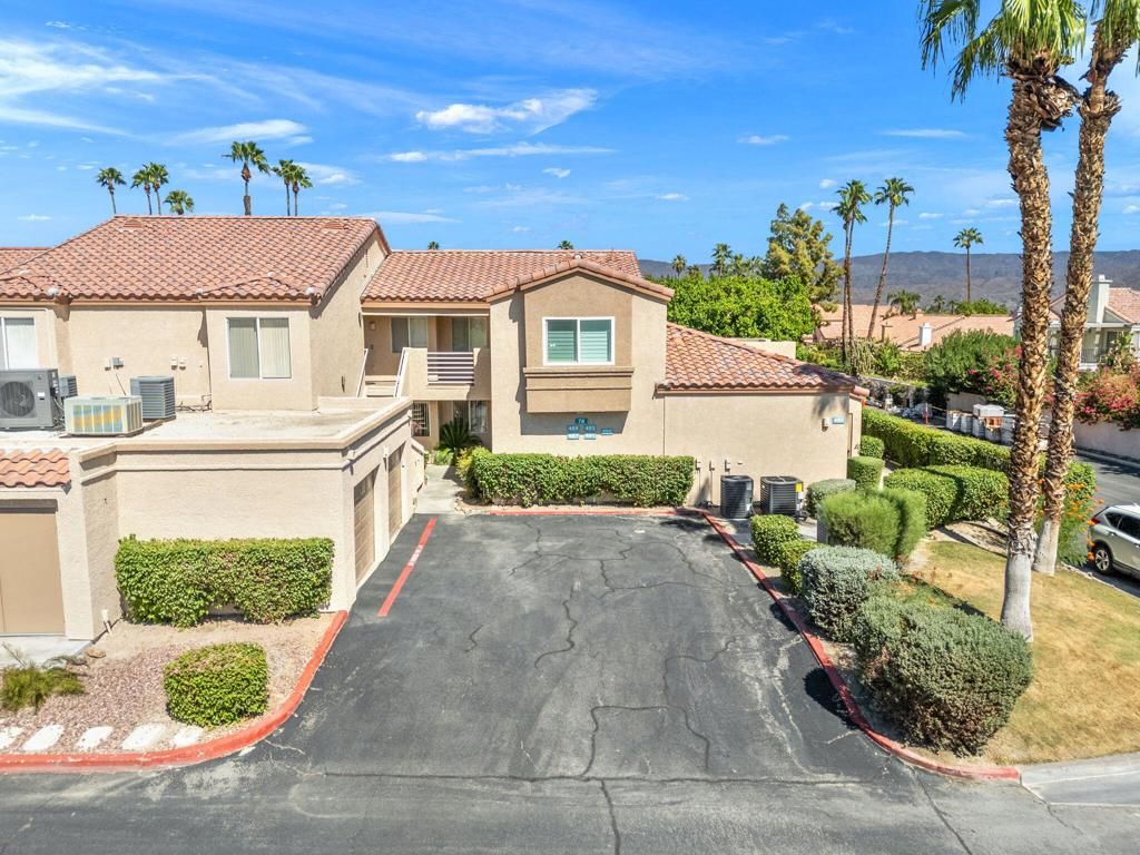 Image 28 of property listing at 78487 Magenta Drive, La Quinta, CA 92253