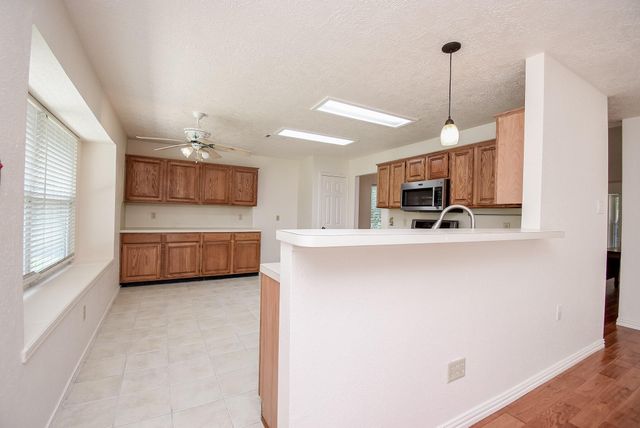 1201 Wildwood Drive, Deer Park, TX 77536