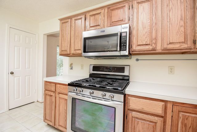 1201 Wildwood Drive, Deer Park, TX 77536