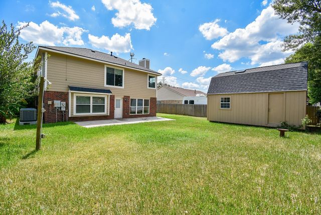 1201 Wildwood Drive, Deer Park, TX 77536