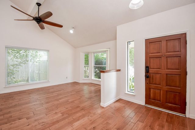 1201 Wildwood Drive, Deer Park, TX 77536