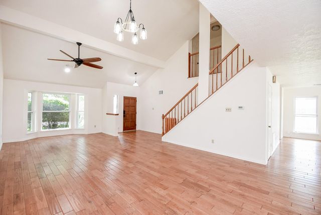 1201 Wildwood Drive, Deer Park, TX 77536