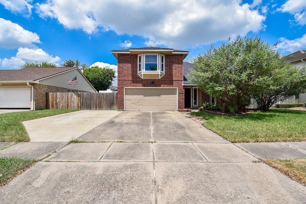 1201 Wildwood Drive, Deer Park, TX 77536