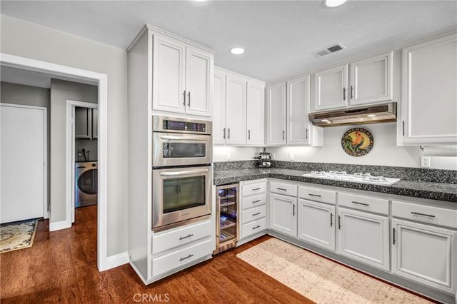 24604 Brighton, Valencia, CA 91355