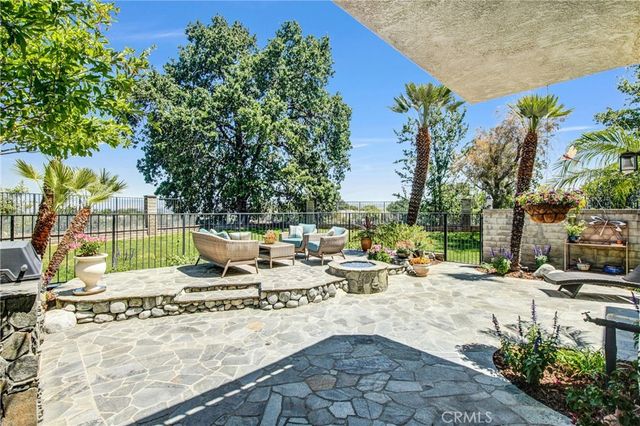24604 Brighton, Valencia, CA 91355