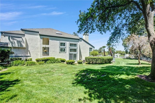 24604 Brighton, Valencia, CA 91355