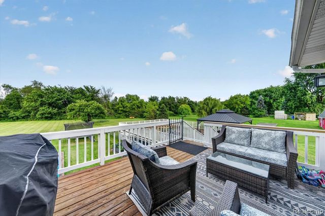 3188 Baldwin Road, Ortonville, MI 48462