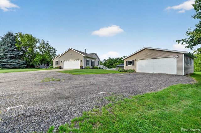 3188 Baldwin Road, Ortonville, MI 48462