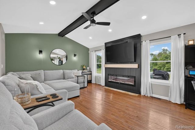 3188 Baldwin Road, Ortonville, MI 48462