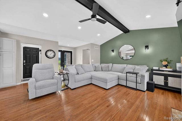 3188 Baldwin Road, Ortonville, MI 48462
