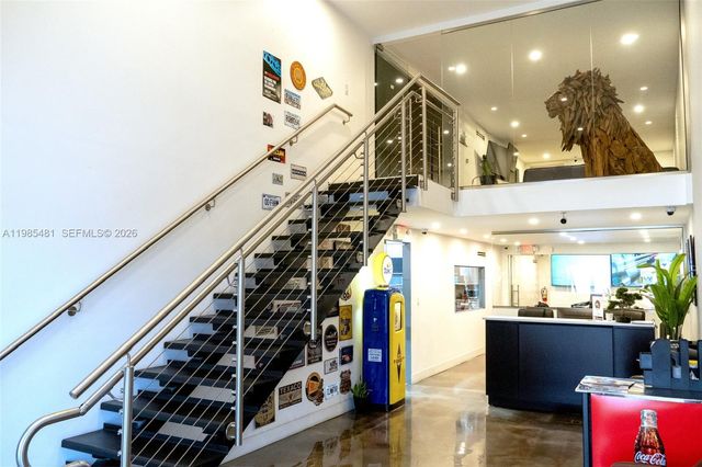 5836 Rodman Street, Hollywood, FL 33023