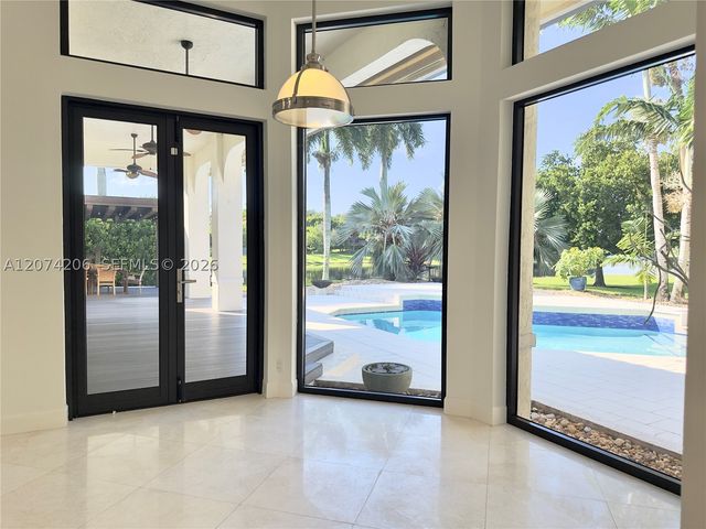 2880 Windmill Ranch Rd, Weston, FL 33331
