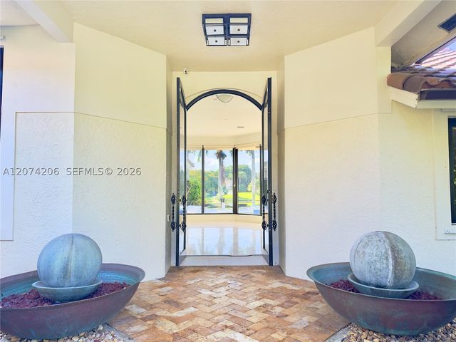2880 Windmill Ranch Rd, Weston, FL 33331