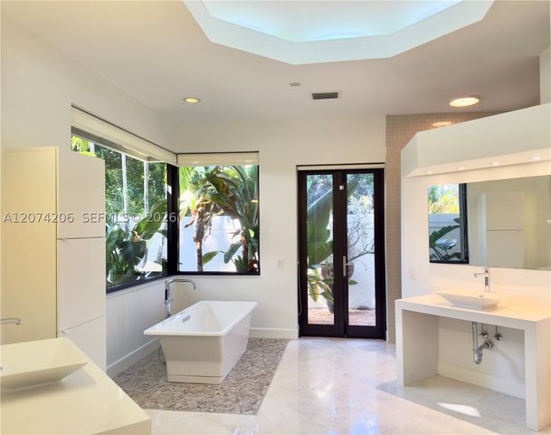 2880 Windmill Ranch Rd, Weston, FL 33331