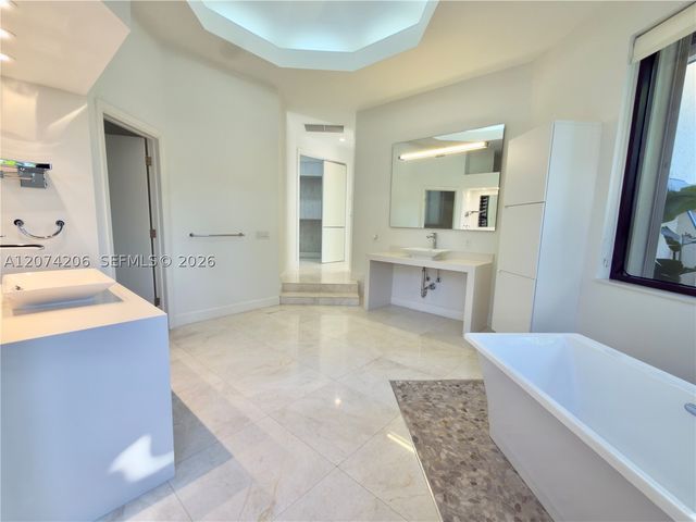 2880 Windmill Ranch Rd, Weston, FL 33331