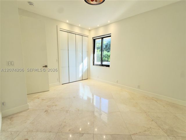 2880 Windmill Ranch Rd, Weston, FL 33331