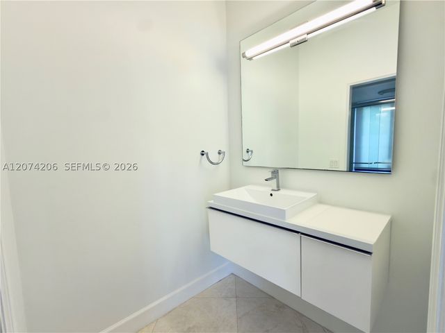 2880 Windmill Ranch Rd, Weston, FL 33331
