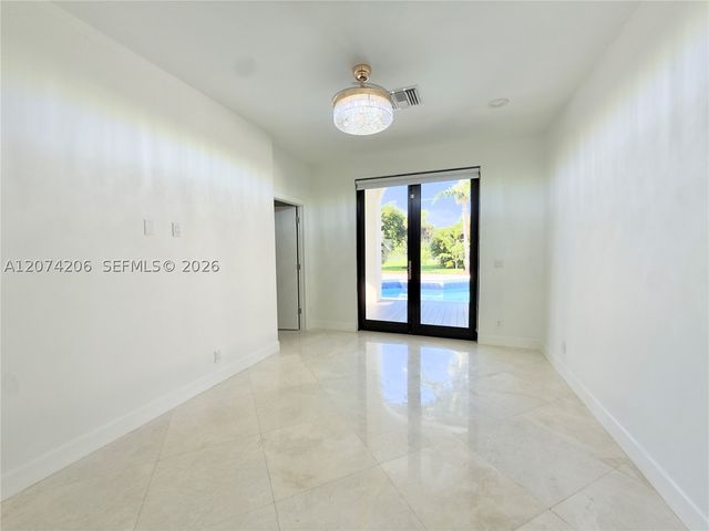 2880 Windmill Ranch Rd, Weston, FL 33331