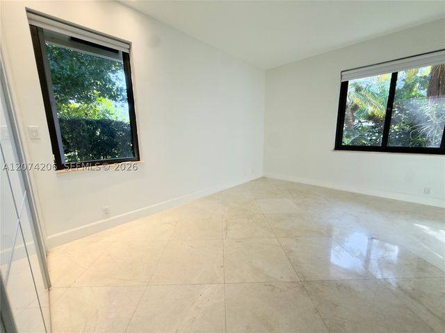 2880 Windmill Ranch Rd, Weston, FL 33331