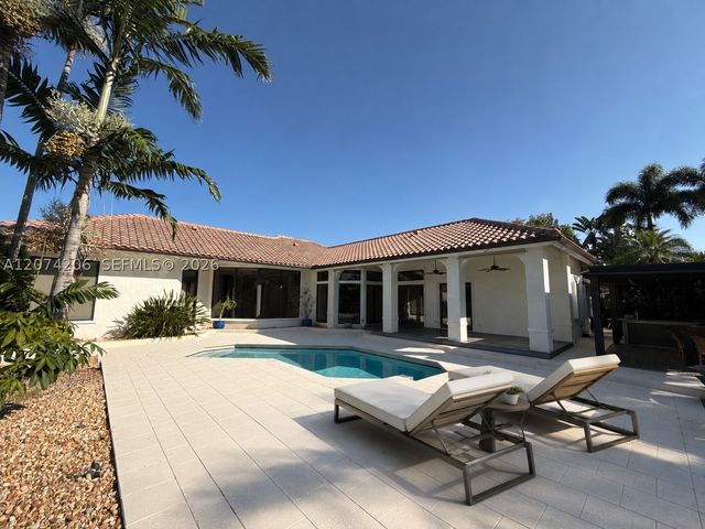2880 Windmill Ranch Rd, Weston, FL 33331