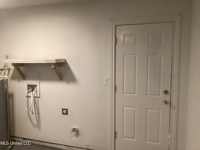 2713 Brazil Street, Pascagoula, MS 39581