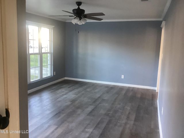 2713 Brazil Street, Pascagoula, MS 39581