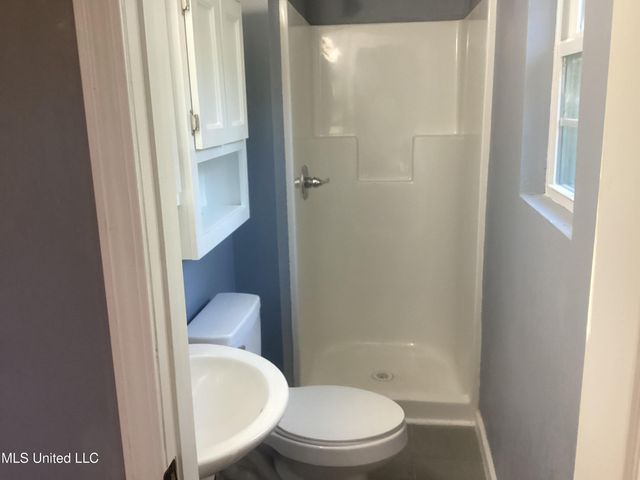 2713 Brazil Street, Pascagoula, MS 39581