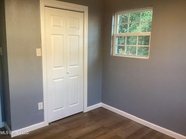 2713 Brazil Street, Pascagoula, MS 39581