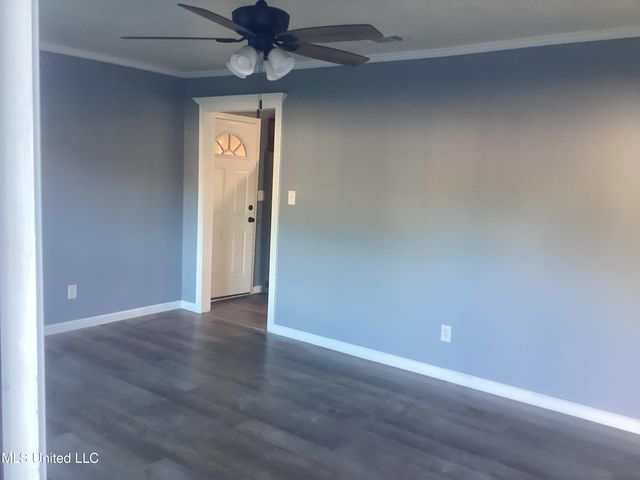 2713 Brazil Street, Pascagoula, MS 39581