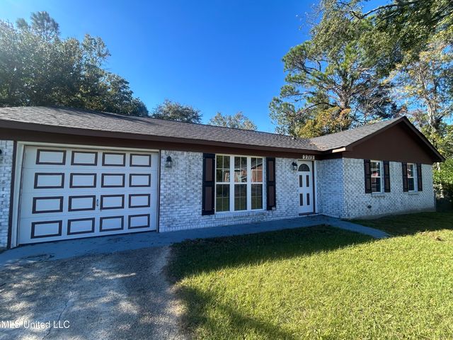 2713 Brazil Street, Pascagoula, MS 39581