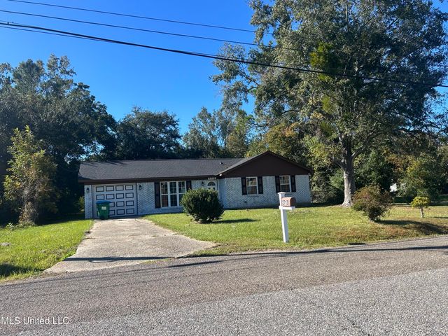 2713 Brazil Street, Pascagoula, MS 39581