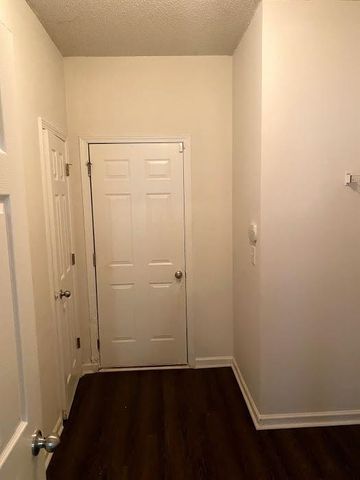 1630 Tigris Court, Atlanta, GA 30349