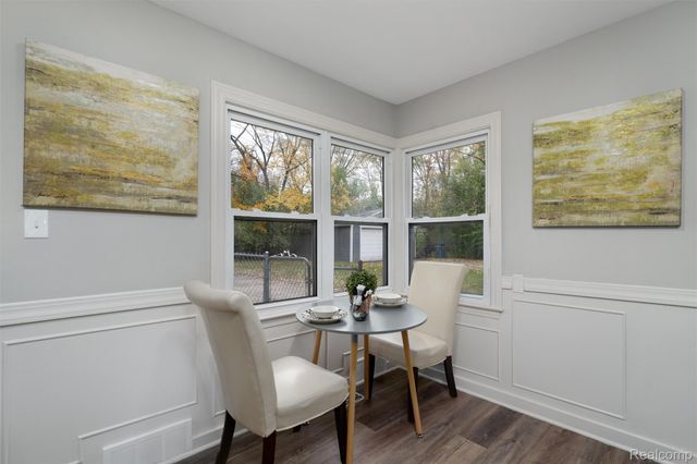 15751 W 14 mile Road, Beverly Hills Village, MI 48025