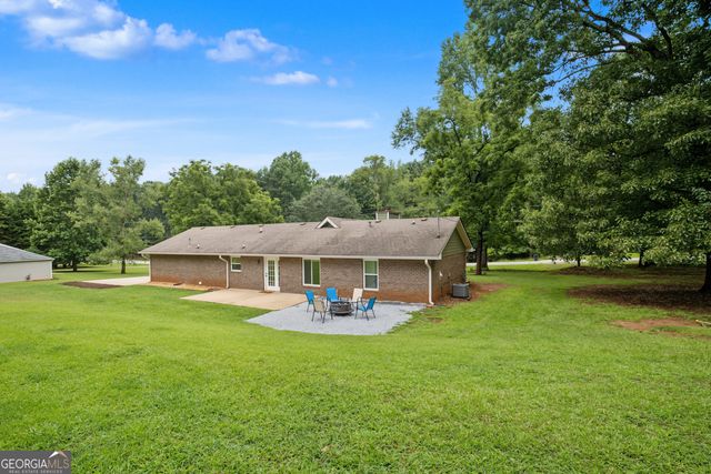 165 Hilo Road, Fayetteville, GA 30215