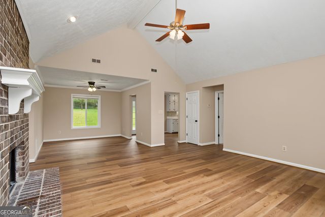 165 Hilo Road, Fayetteville, GA 30215