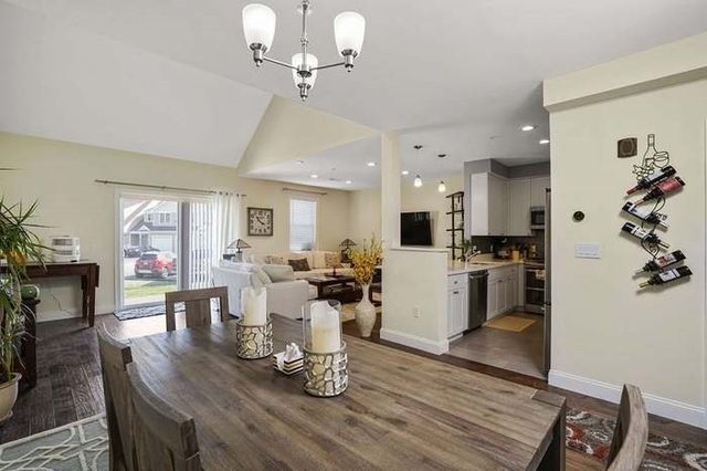 70 Endicott Street 1003, Norwood, MA 02062