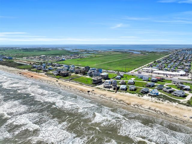 16728 West Beach Road, Jamaica Beach, TX 77554