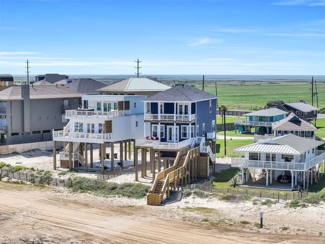 16728 West Beach Road, Jamaica Beach, TX 77554